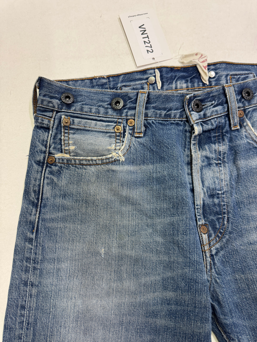 Levi's 201 W28 L32 limited edition rivettato e con martingala rivets Levis