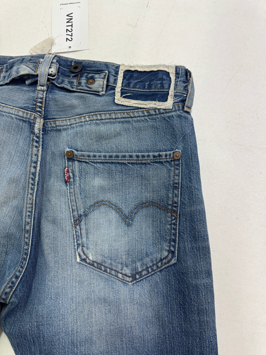 Levi's 201 W28 L32 limited edition rivettato e con martingala rivets Levis