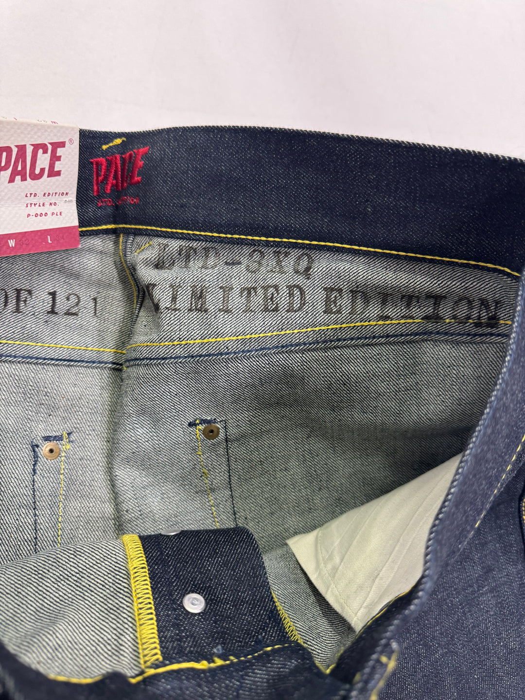 Pace Limited Edition W32 L34 cimosa e rivetti jeans nuovo Deadstock red line selvedge