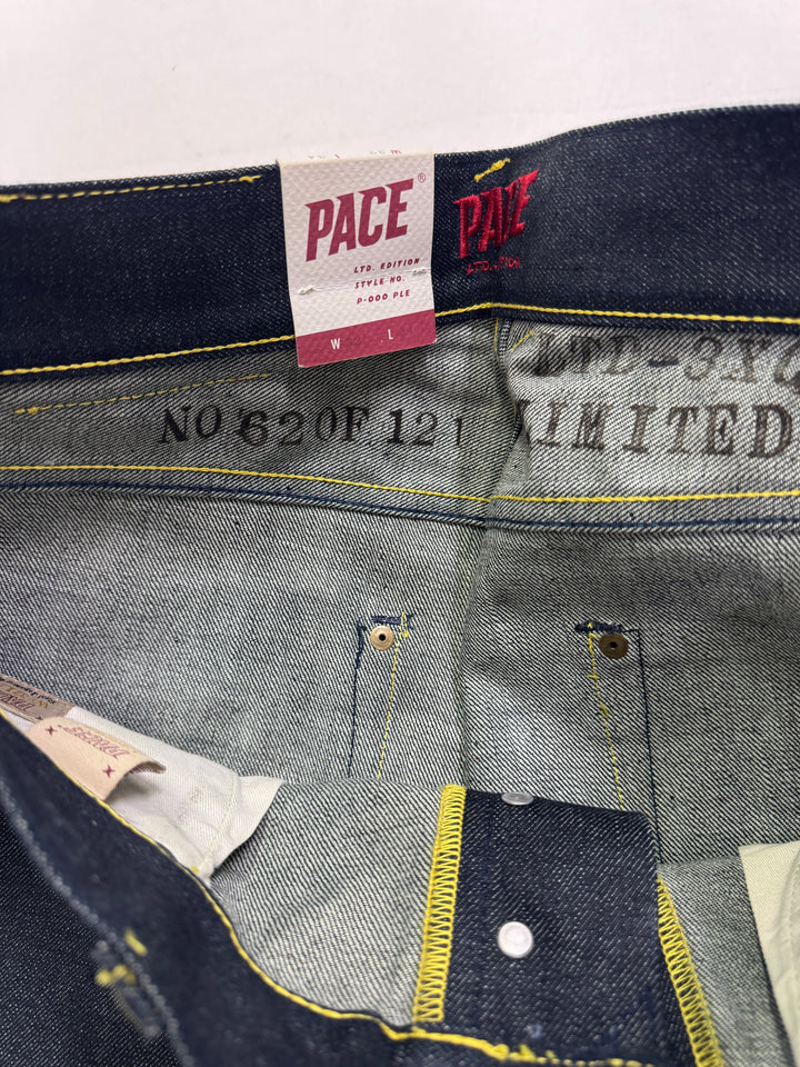 Pace Limited Edition W32 L34 cimosa e rivetti jeans nuovo Deadstock red line selvedge