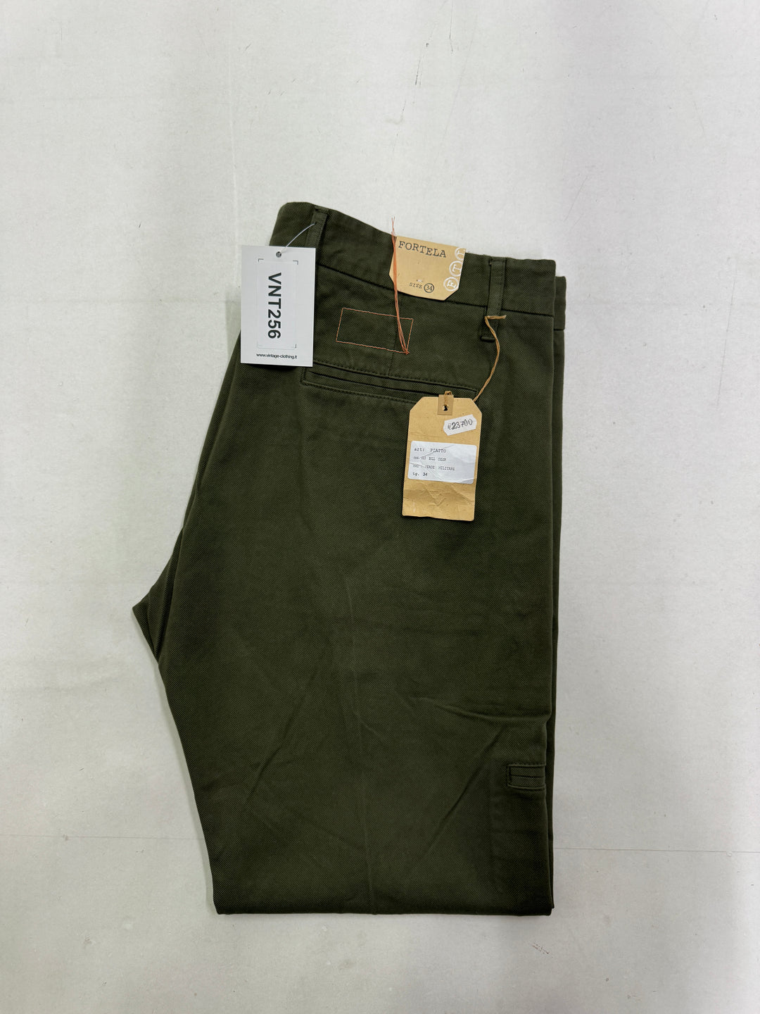 Fortela mod. Piatto cimosa W34 chino pants verde nuovo con cartellino Deadstock